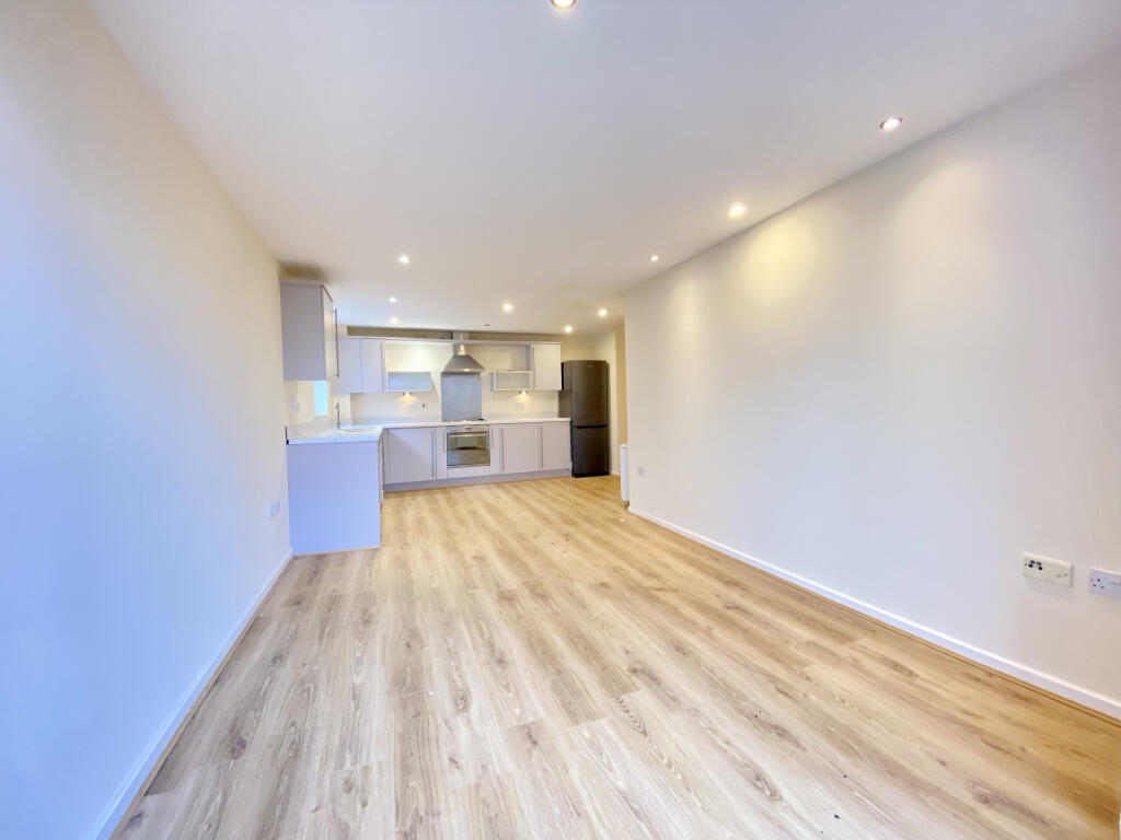 Apartment in Manchester - View 5