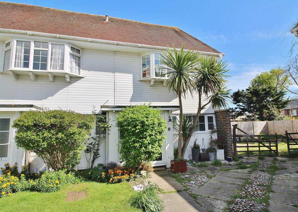 Main image of property: Towers Garden, Langstone