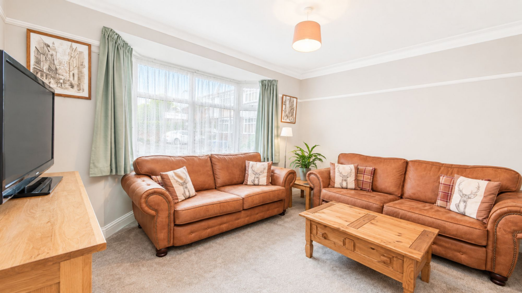 House in Stockport, Greater Manchester - View 5