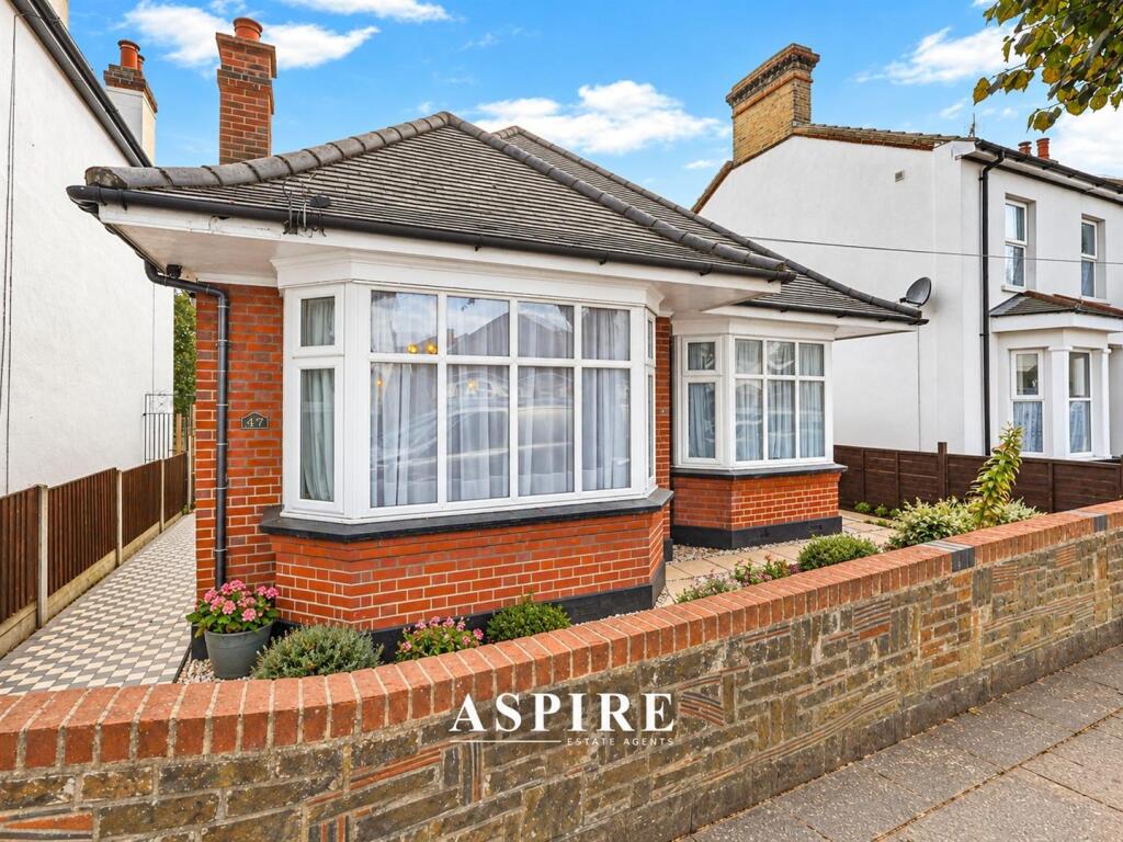 Main image of property: St. Johns Road, Westcliff-On-Sea