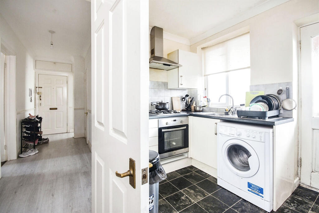Apartment in Bournemouth - View 5