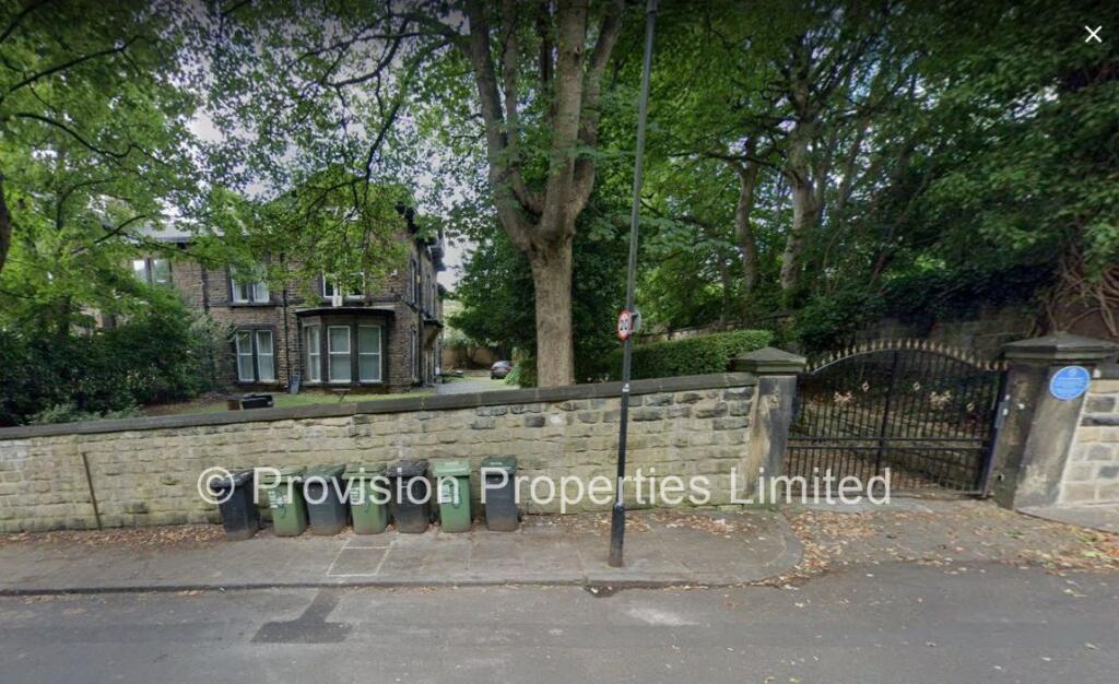 House in Leeds - View 3