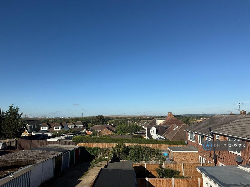 Main image of property: High Road, Benfleet, SS7