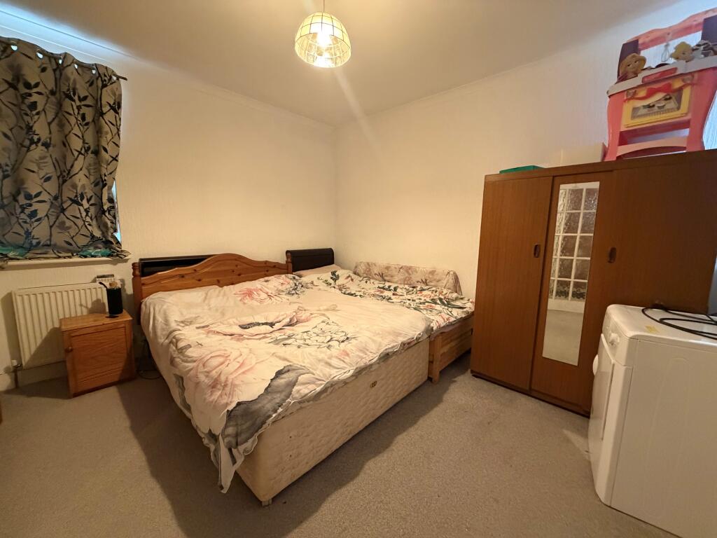 House in Canterbury - More
