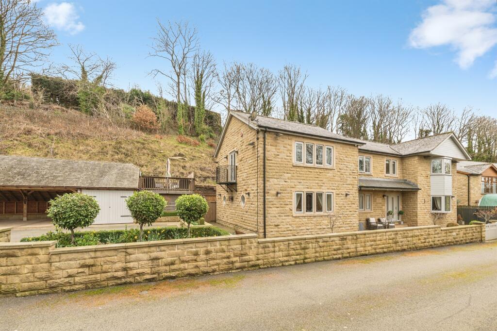 Main image of property: Blackbrook Court, Brighouse