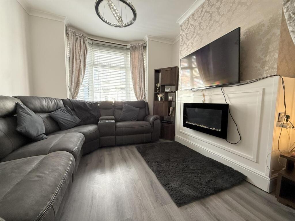 Camelon Street, Thornaby - View 3