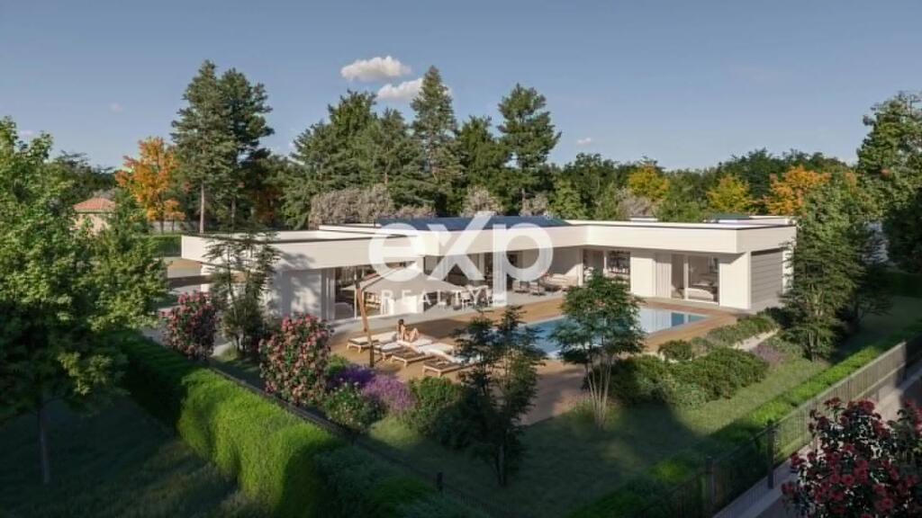 Main image of property: Lombardy, Como, Appiano Gentile