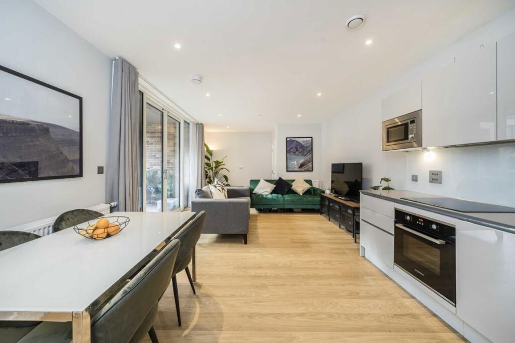 Main image of property: Summerstown, Earlsfield