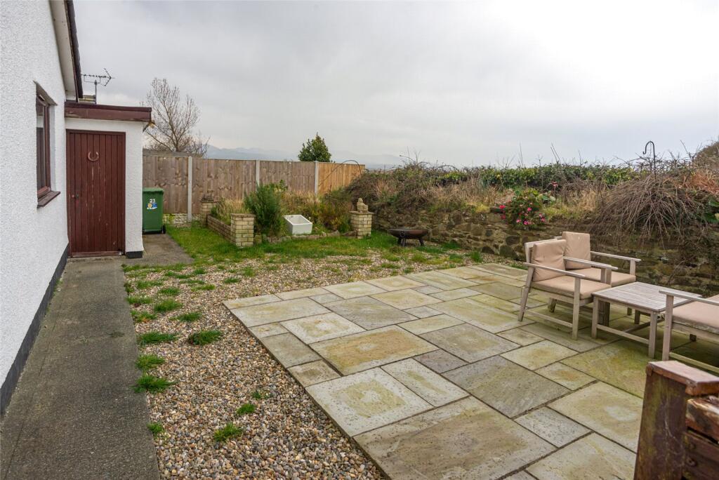 Newborough, Llanfairpwll, Isle of Anglesey, LL61 photo 3