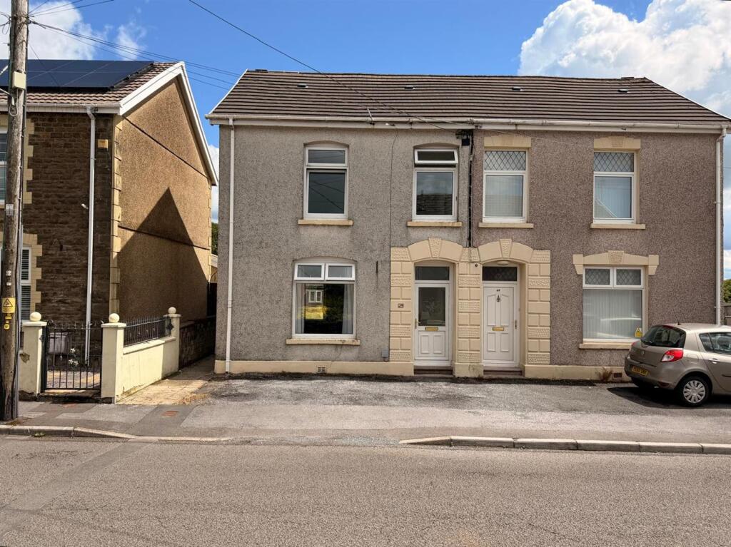 Main image of property: Maes Road, Llangennech, Llanelli