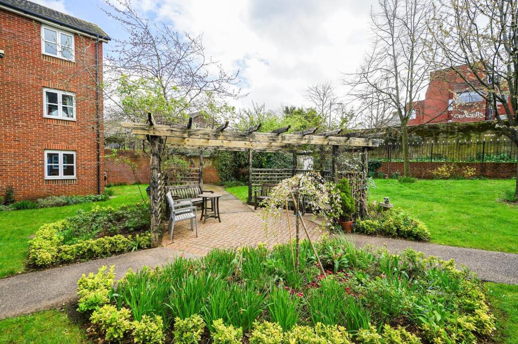 Hamilton Court, Leighton Buzzard, Leighton Buzzard - View 4
