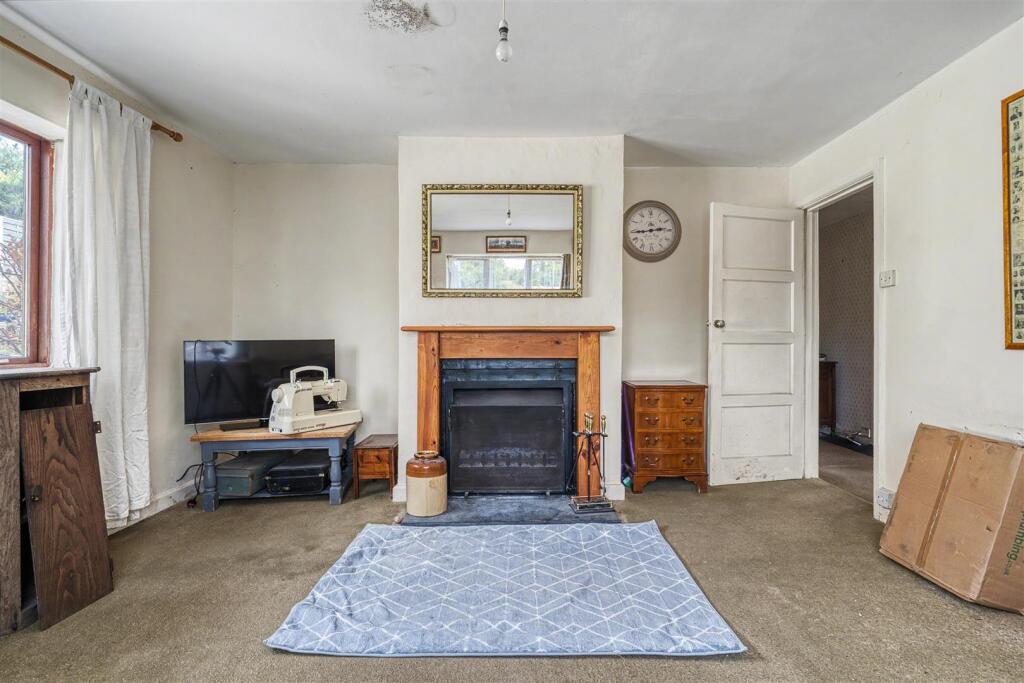 House in Salisbury - View 2