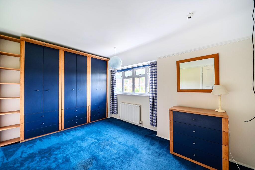 Reigate Road, Epsom, KT17 - More