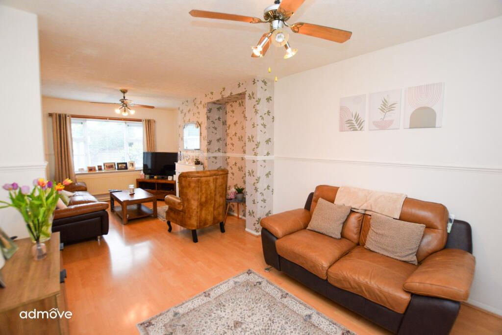 Hopefield Road, Lymm, WA13 photo 2