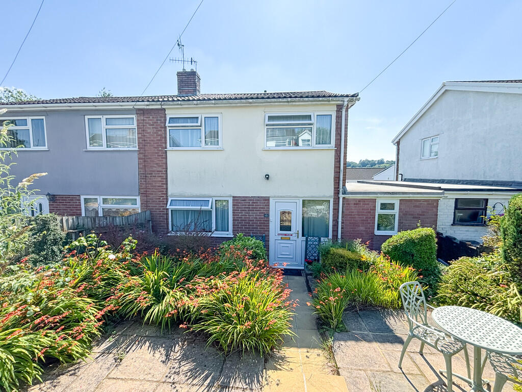 Ambleside Court, Penpedairheol, Hengoed - View 2