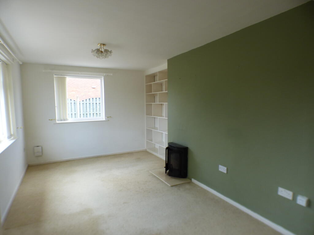 Hall Lane, Wacton, Norfolk photo 4