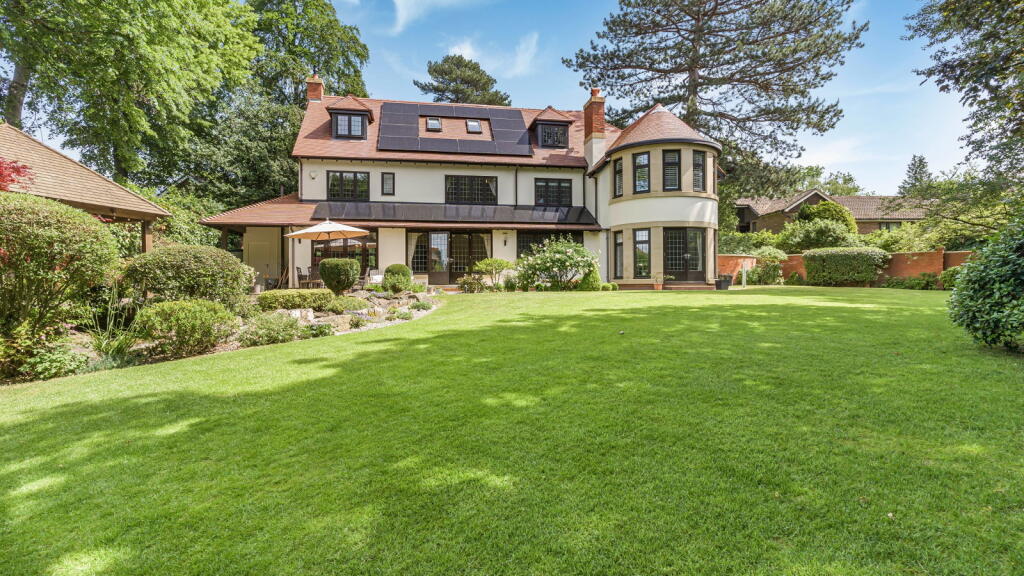 Parklands Drive, Four Oaks photo 2
