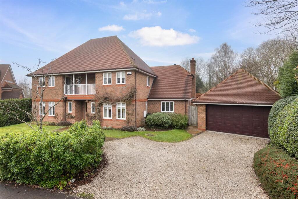 Main image of property: Kington Rise, Claverdon, Warwick