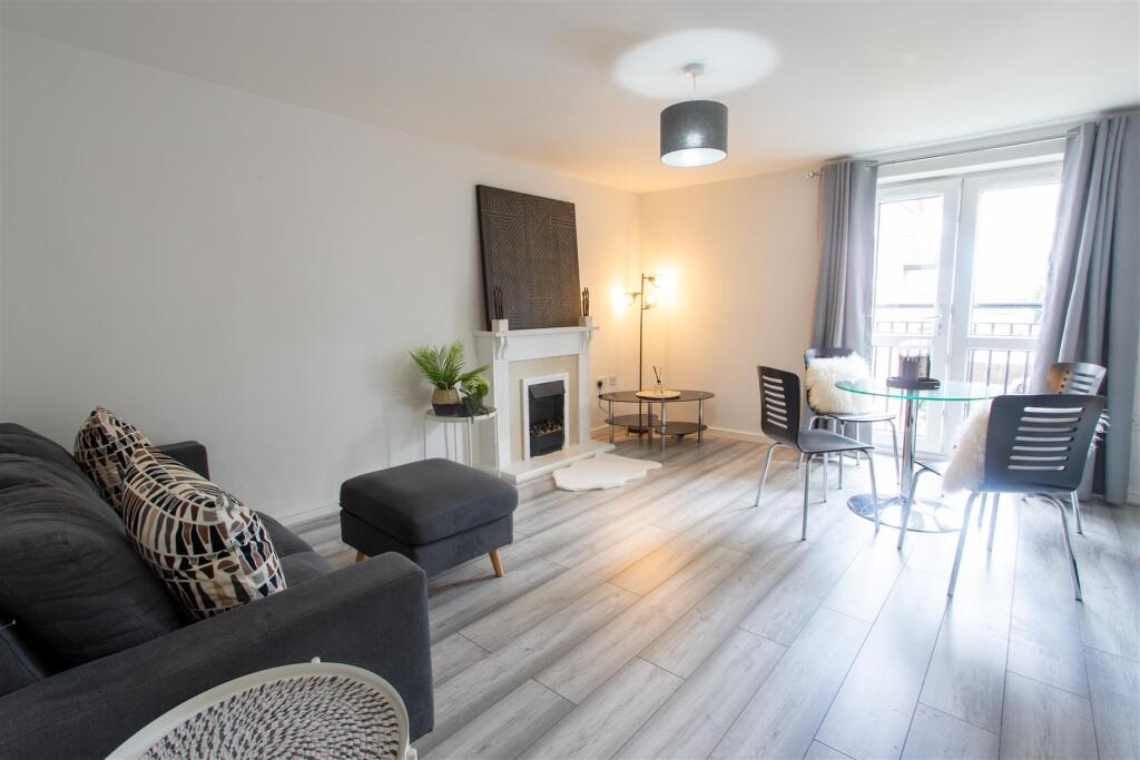 Main image of property: Sandy Lane, Coventry * VACANT & IMMACULATE THROUGHOUT *
