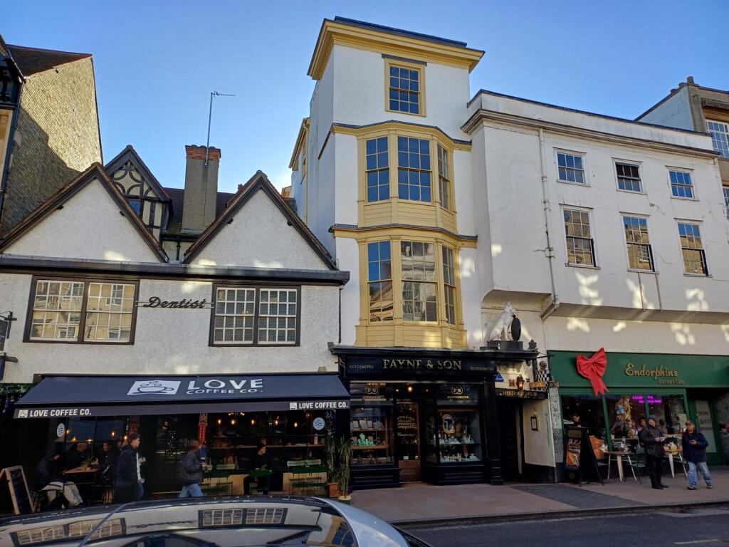 Main image of property: 131High Street,Oxford, OX1
