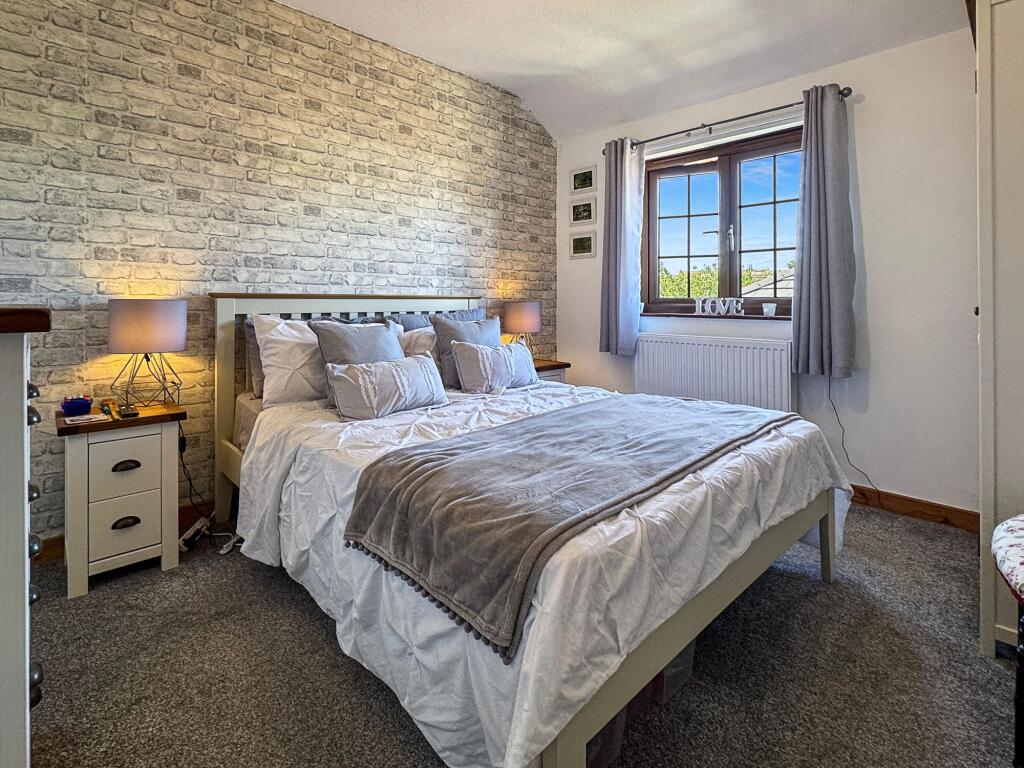 House in Cowes, Isle of Wight - View 5