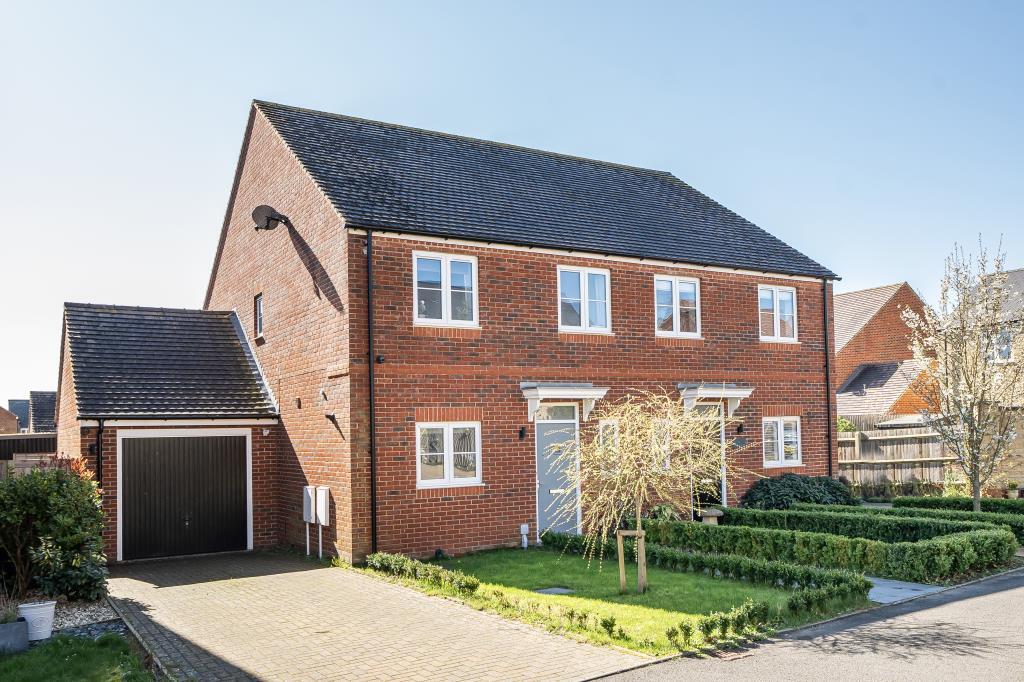 Main image of property: Whitaker Lane, Bampton,  Oxfordshire, OX18