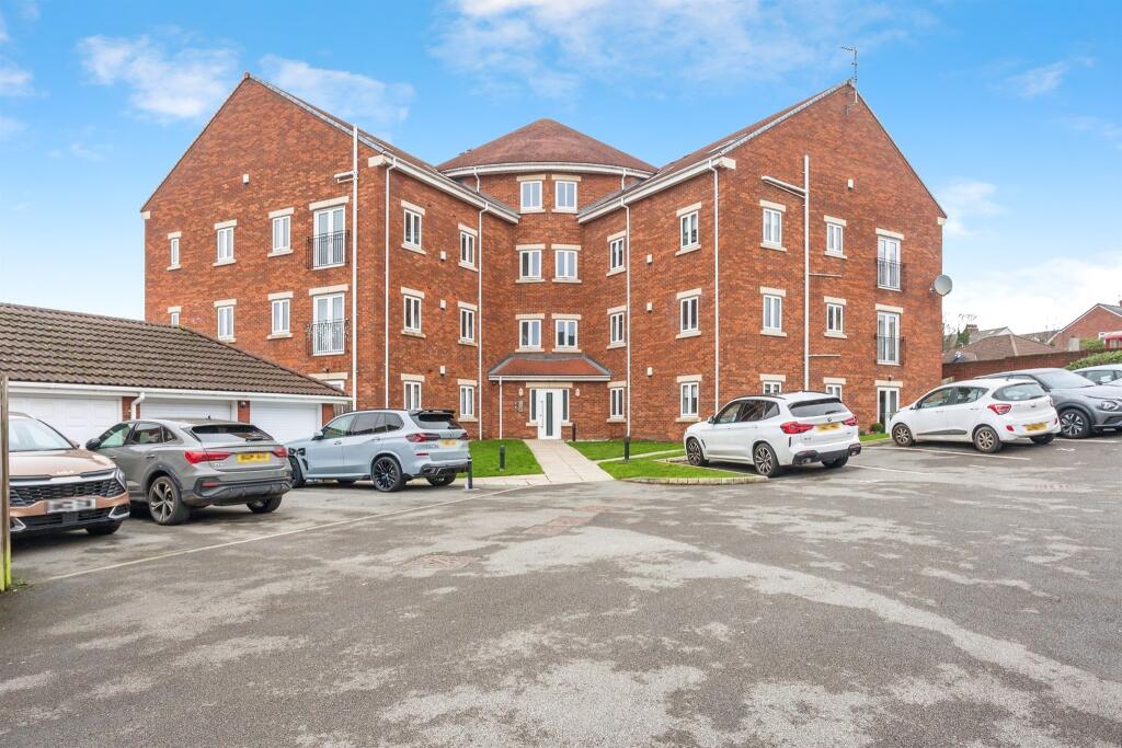Main image of property: Kingsway Gardens, Ossett