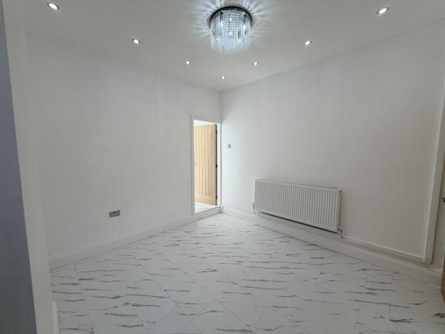 Malmesbury Road, Birmingham photo 5