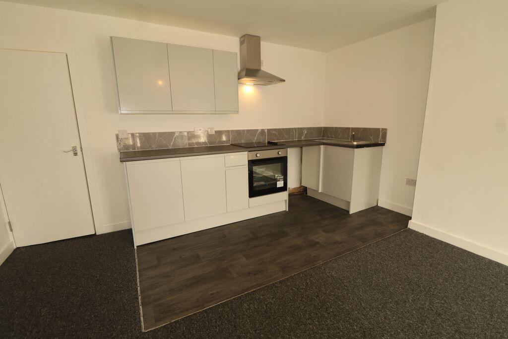 Main image of property: Newly Refurbished 1-Bedroom Flat to Rent – Rocky Lane, L6