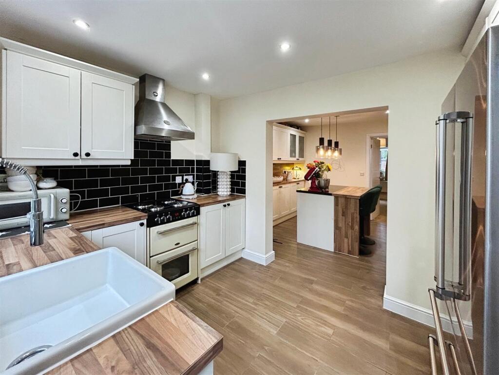 House in Harbury - View 4