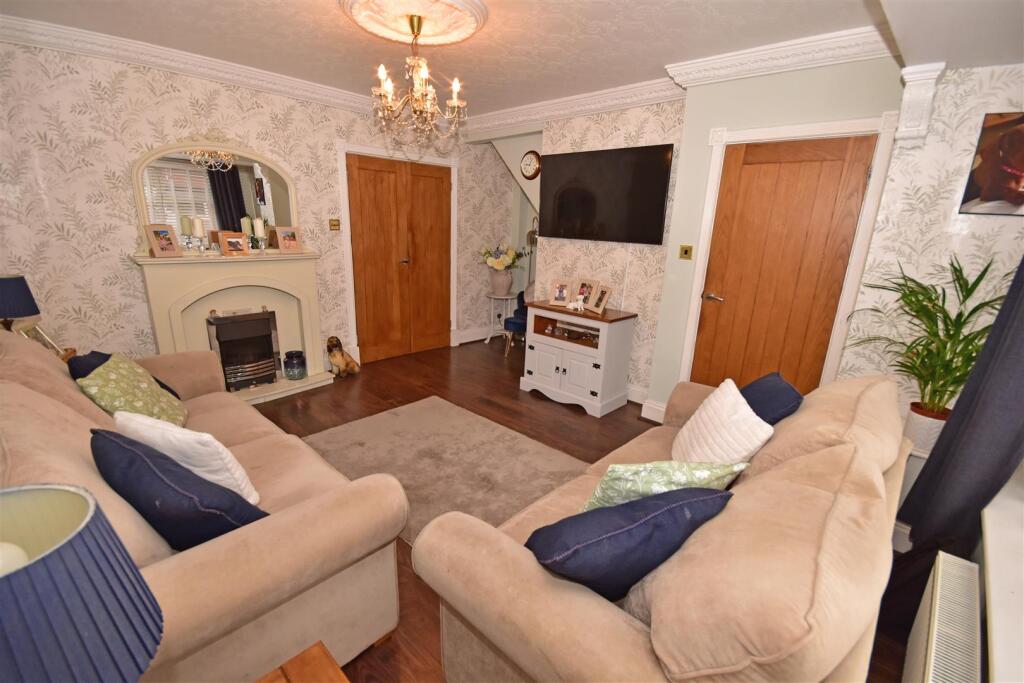 House in Oldham - View 5