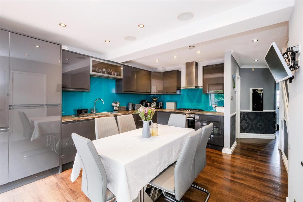 House in London - More