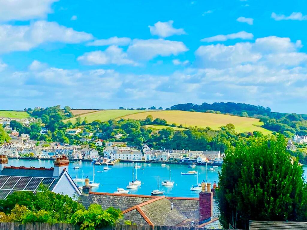 Apartment in Falmouth, Cornwall - View 3