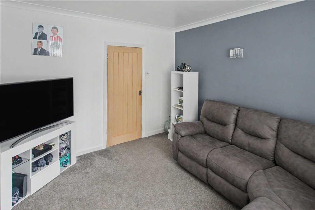 House in Broxtowe, Eastwood - View 5