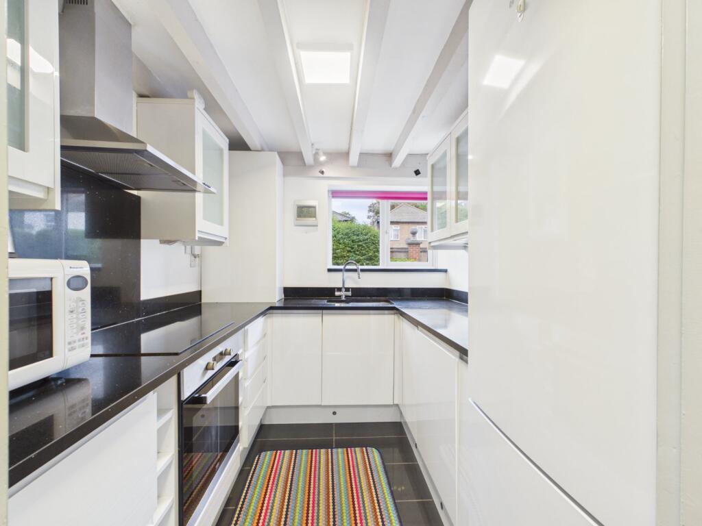 House in Twickenham - View 3
