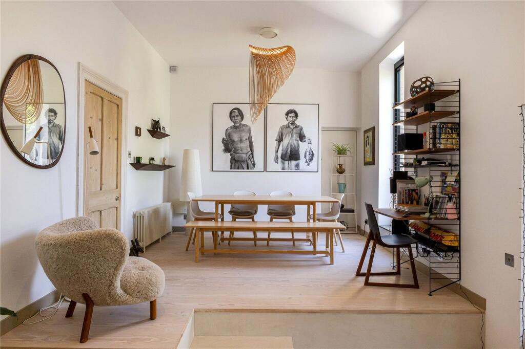 House in Bath - View 4