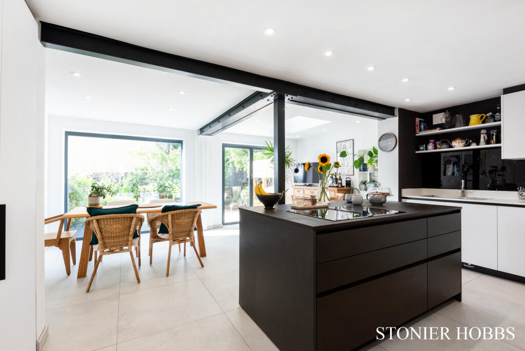 House in Bath - View 4