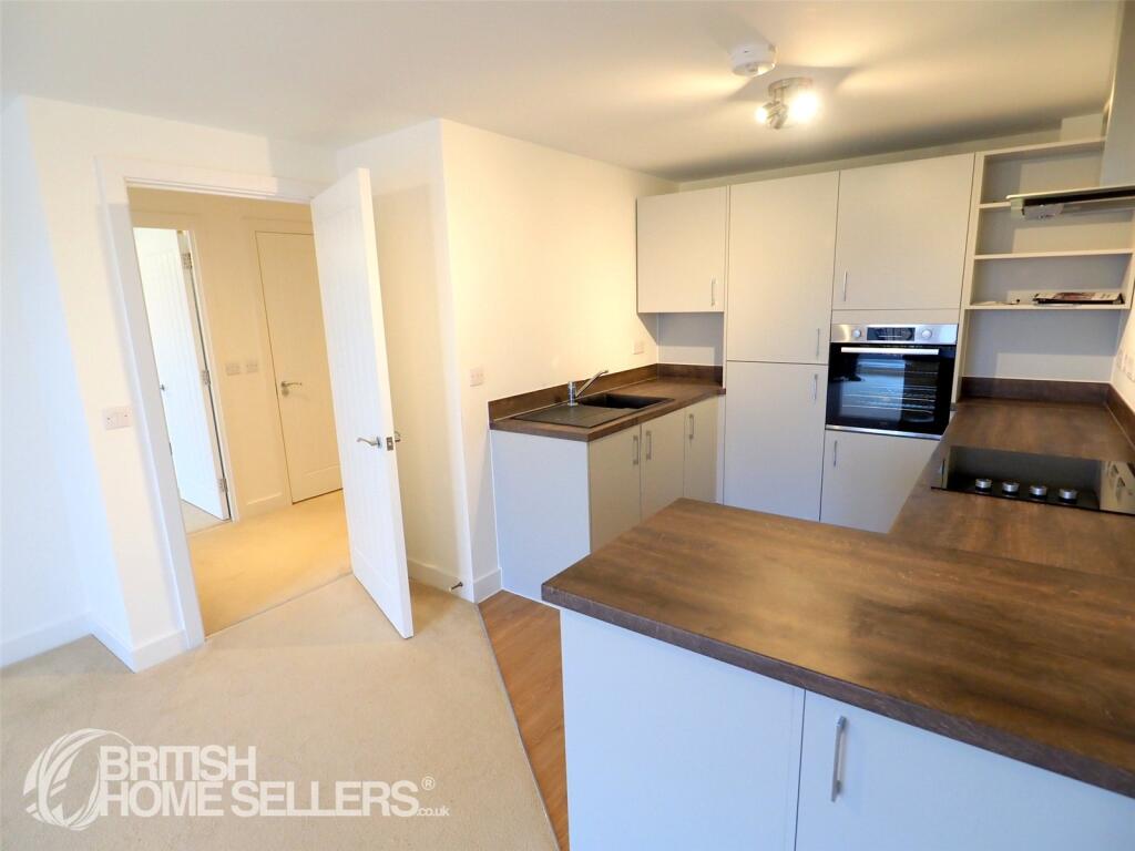 Waveney Court, Harleston, Norfolk, IP20 photo 4