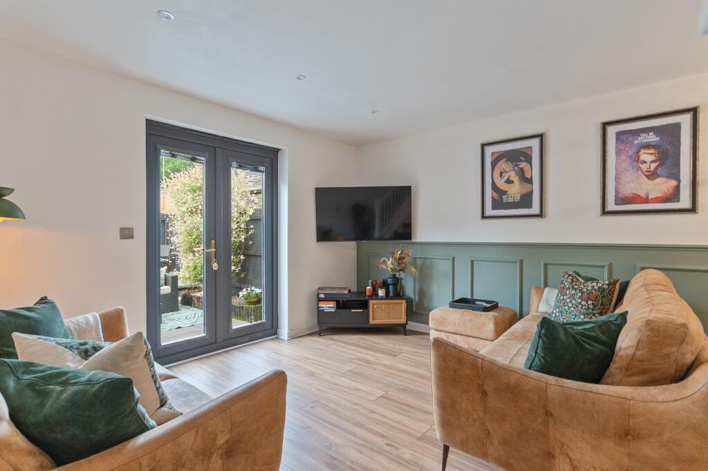 House in Newport, Duffryn, Tredegar Park - View 3