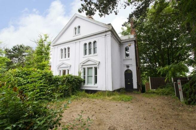 Main image of property: Forest Road East, Nottingham, Nottinghamshire, NG1