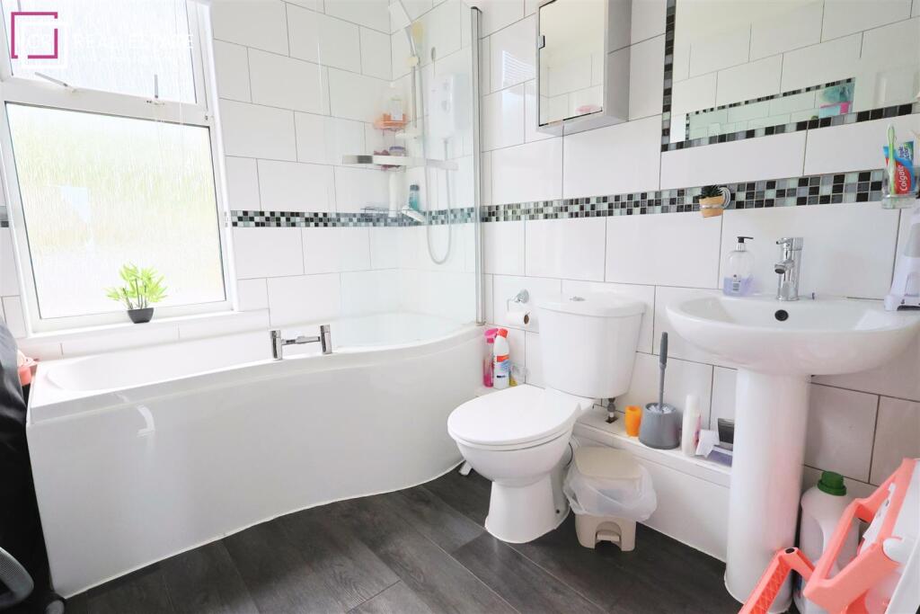 Main image of property: New Road, Rochester