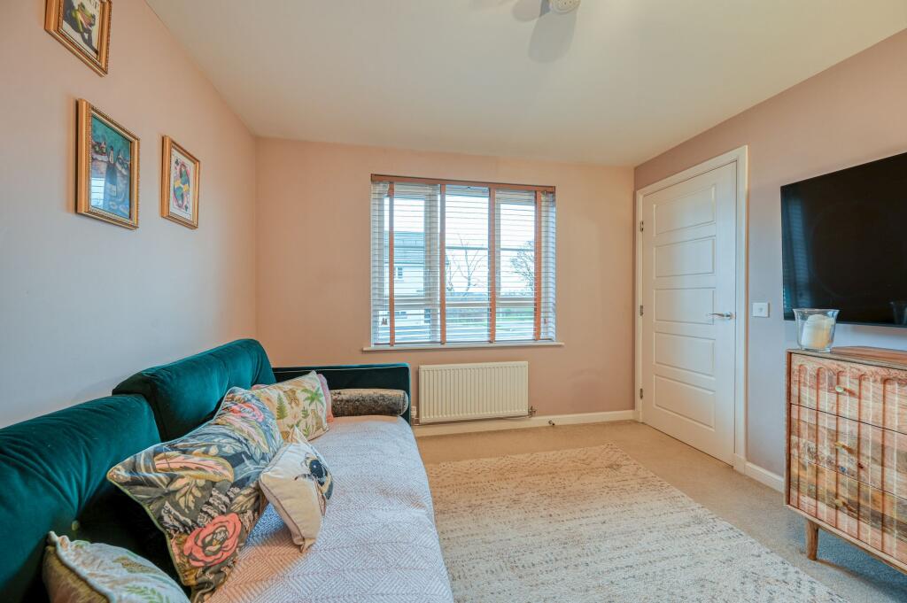 Aignish Drive, Inverness, IV2 photo 4