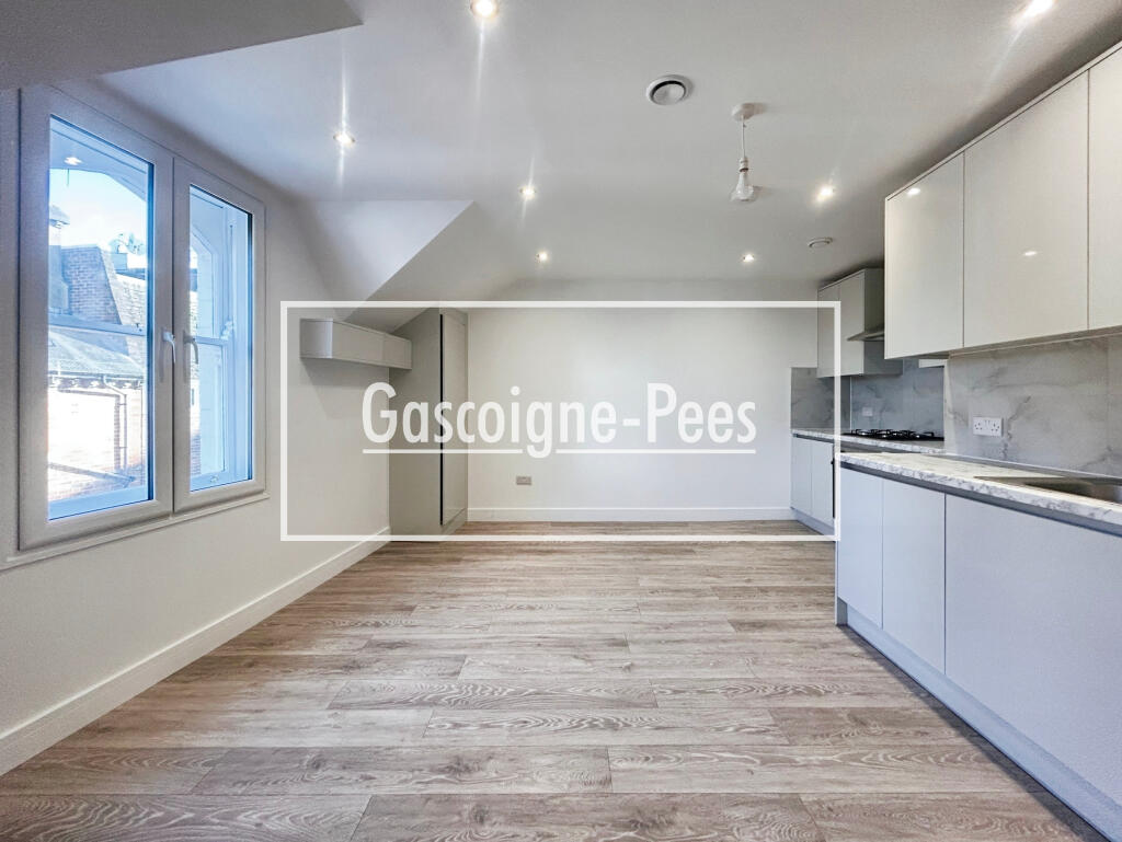 Main image of property: Basingstoke, RG21