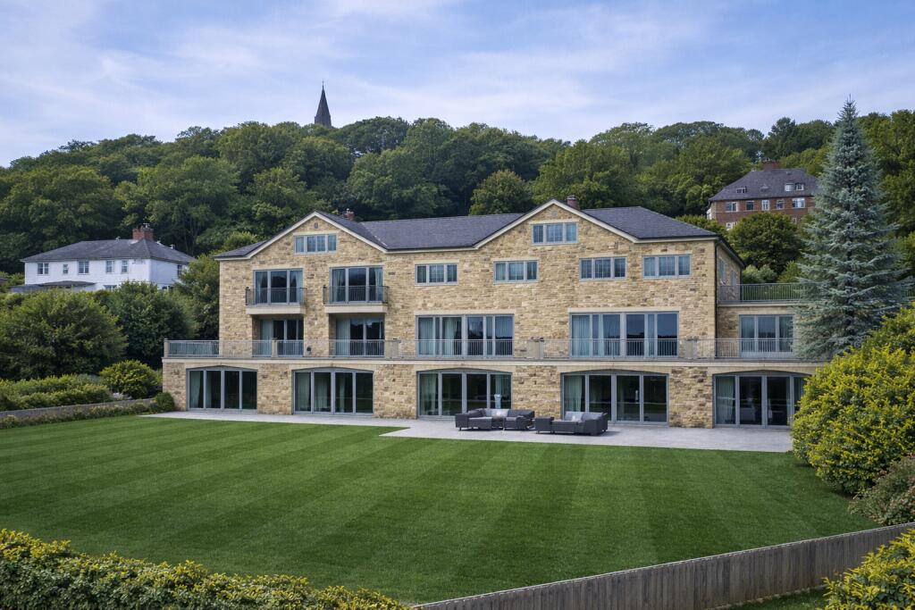 Main image of property: Hillside Holcombe