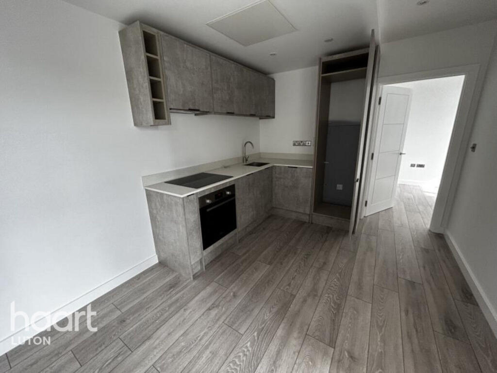 Main image of property: Alma Street, Luton