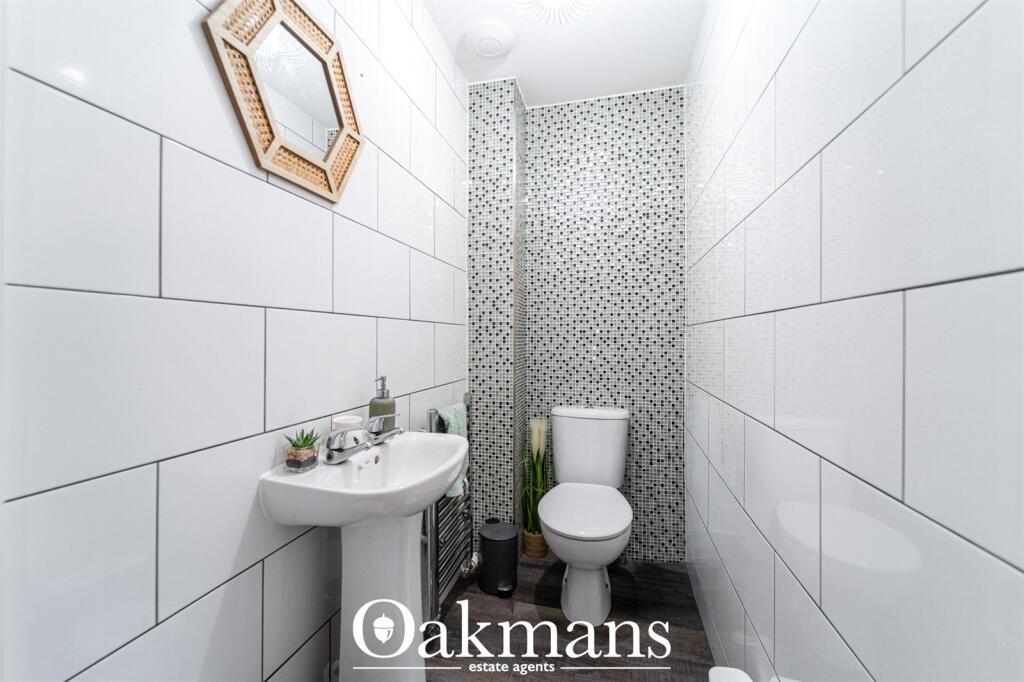 House in Birmingham, West Midlands - More
