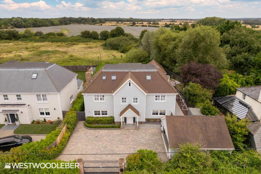 Main image of property: Epping Green, Epping