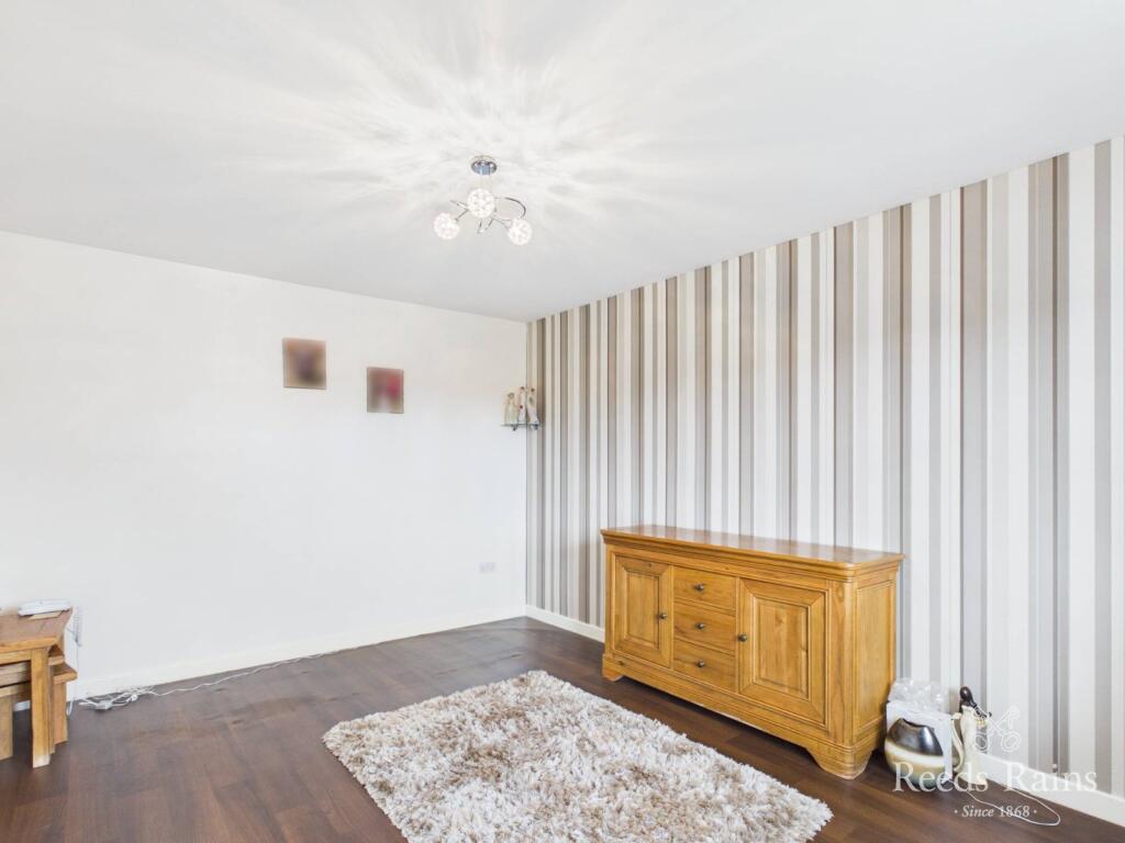 House in Middlesbrough, Acklam - View 4