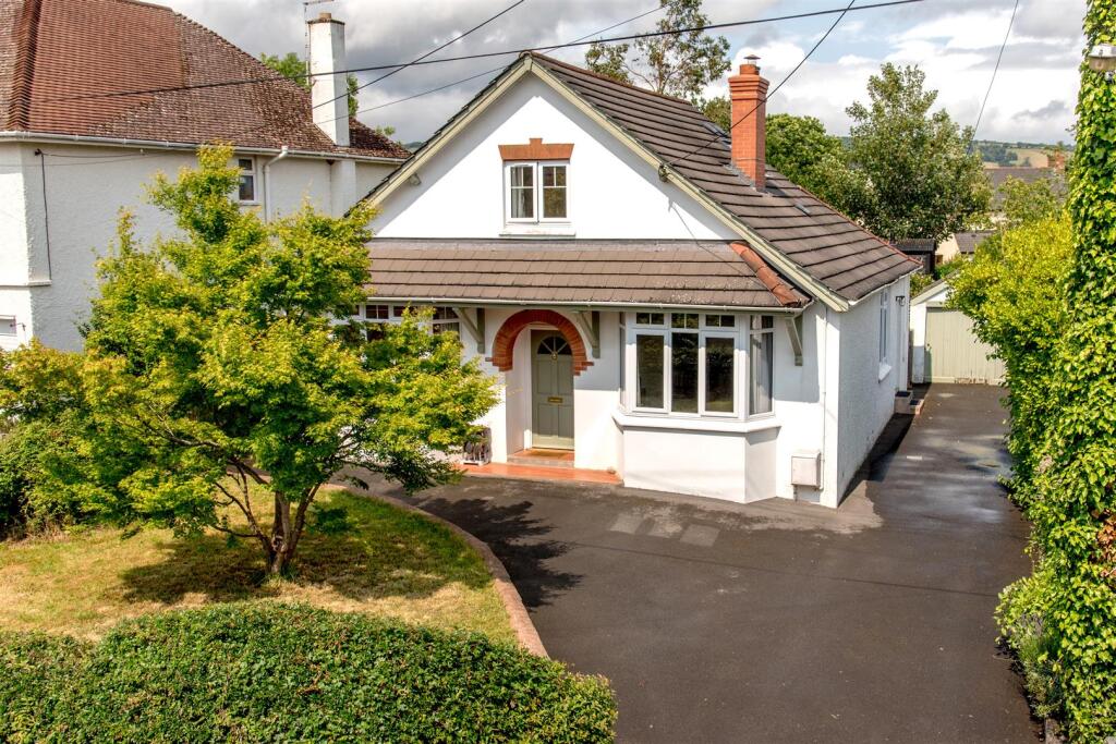Main image of property: Taunton Road, Bishops Lydeard, Taunton