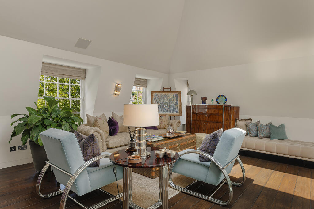 Apartment in London - View 2